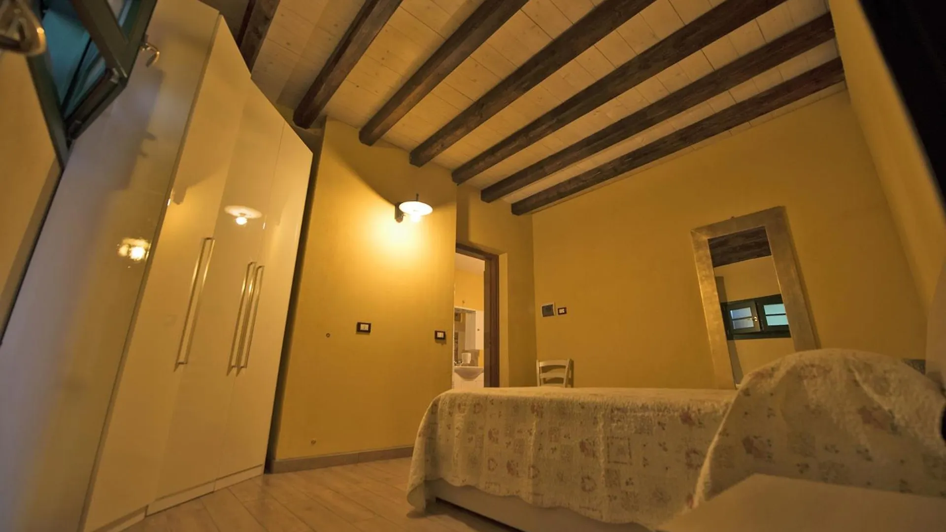 Chalet Della Rota Marone Italy